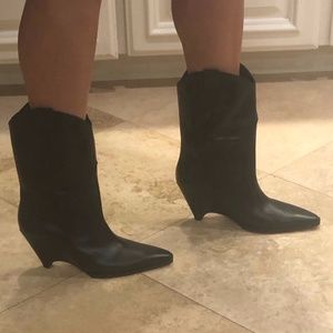 New! Cute Pair of Zara Wedge Heel Cowboy Boots